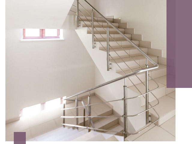 Установка и замена перил в подъезде в Якутске