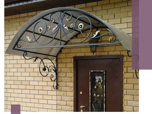 Изготовление козырьков из металла под ключ в Якутске